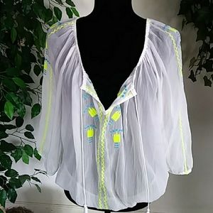 ☀️Arizona Jean Sheer Embroidered Top